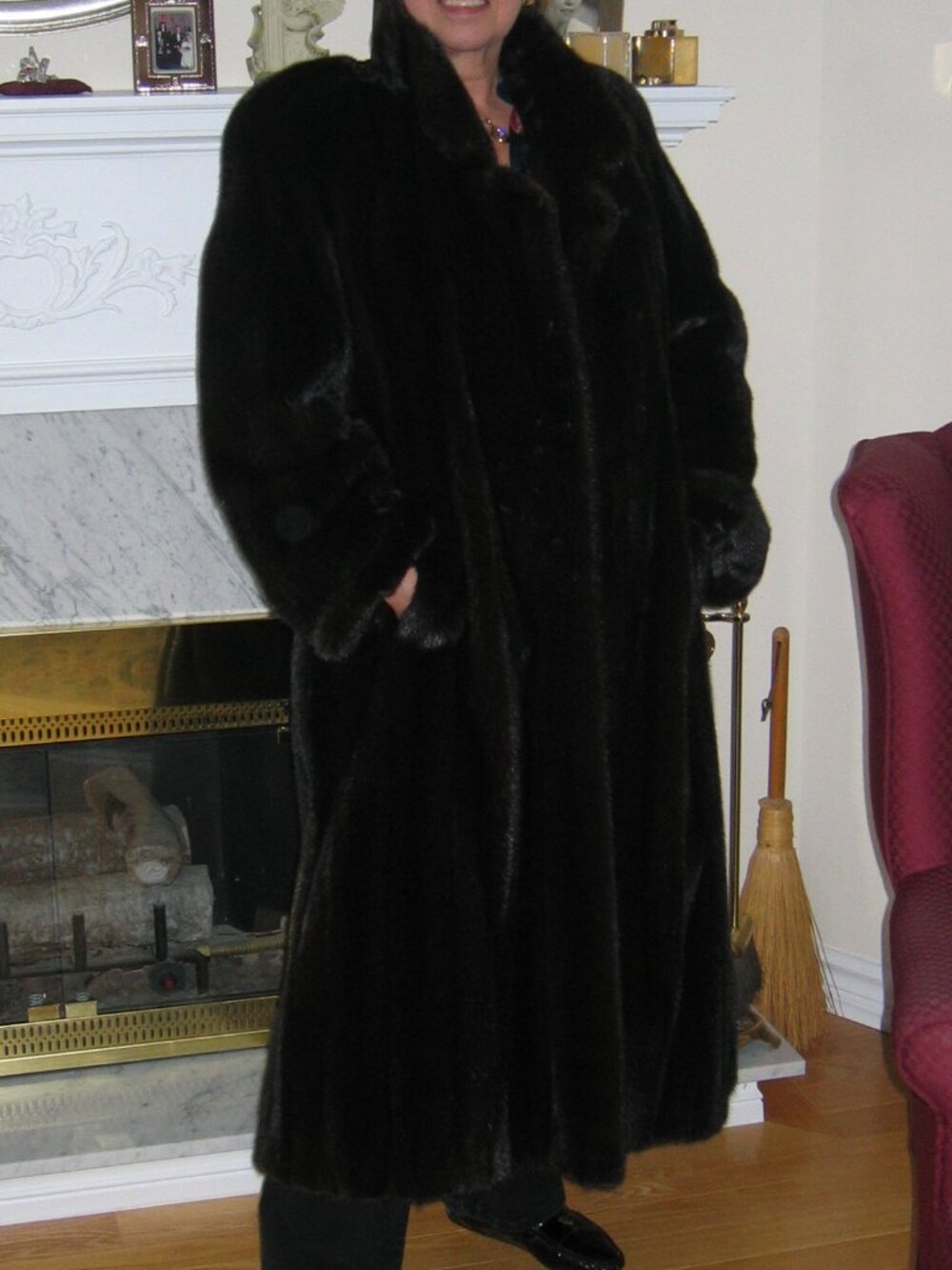 Female Pelt Black Mink Coat